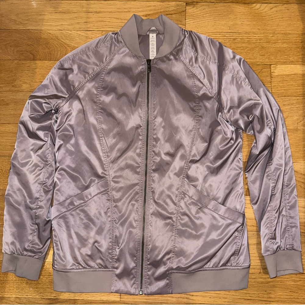 Lululemon bomber dusty purple size 4 lunar rock